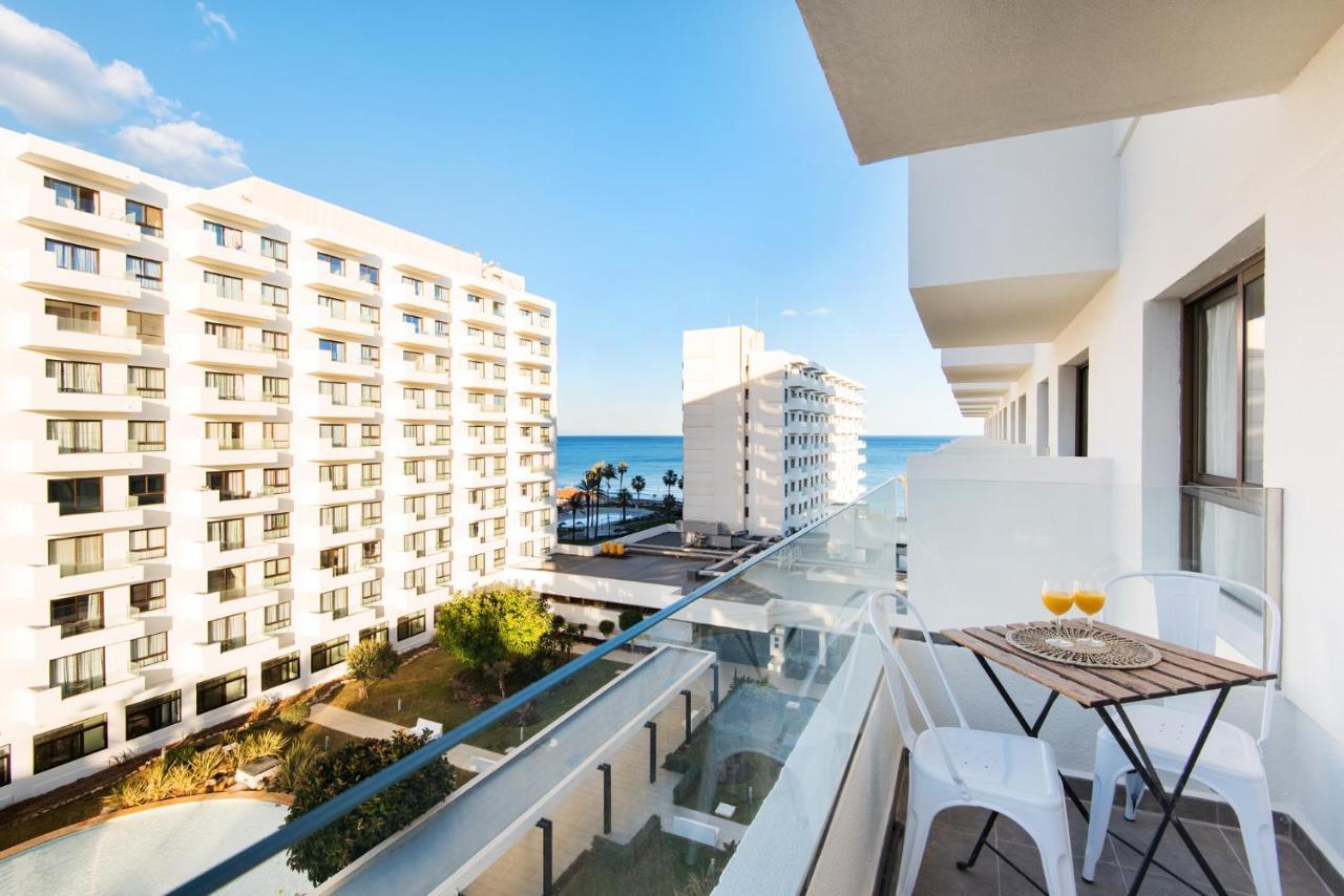 Aloha Puerto Private Apartment 1St Line Carihuela Beach Torremolinos Kültér fotó