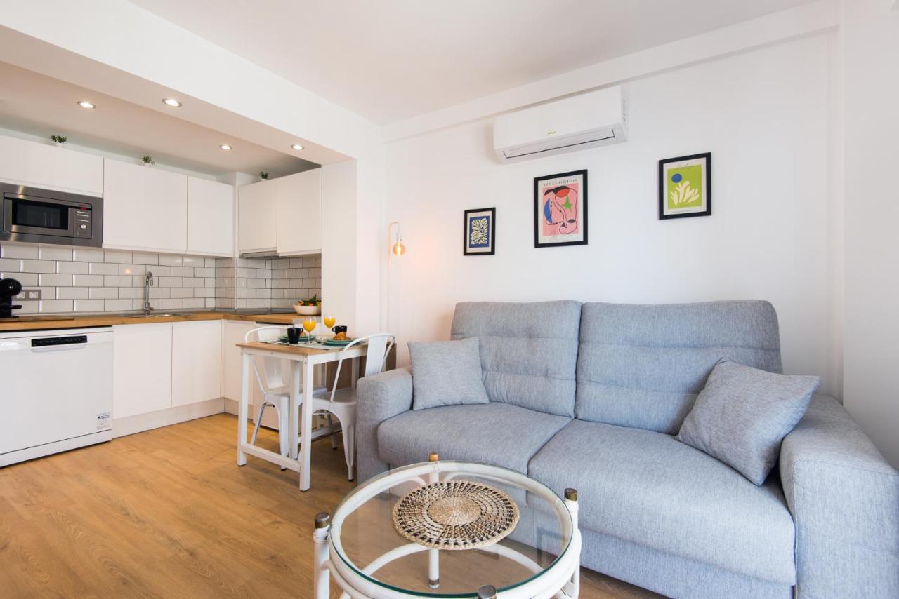 Aloha Puerto Private Apartment 1St Line Carihuela Beach Torremolinos Kültér fotó