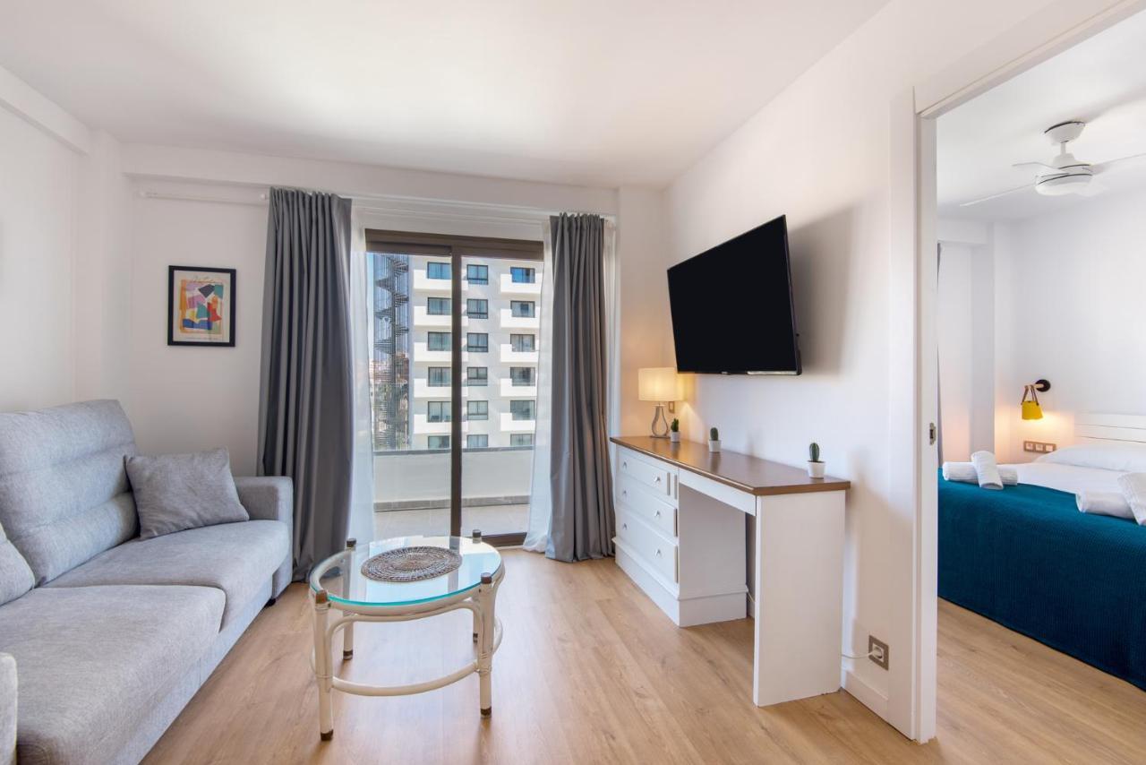 Aloha Puerto Private Apartment 1St Line Carihuela Beach Torremolinos Kültér fotó